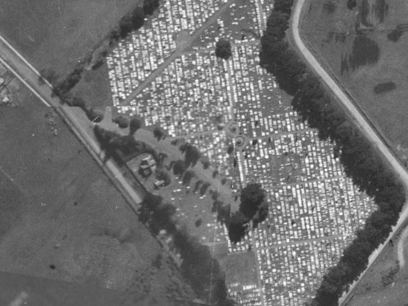 31 Butterfield Avenue from the air, 1940-1944