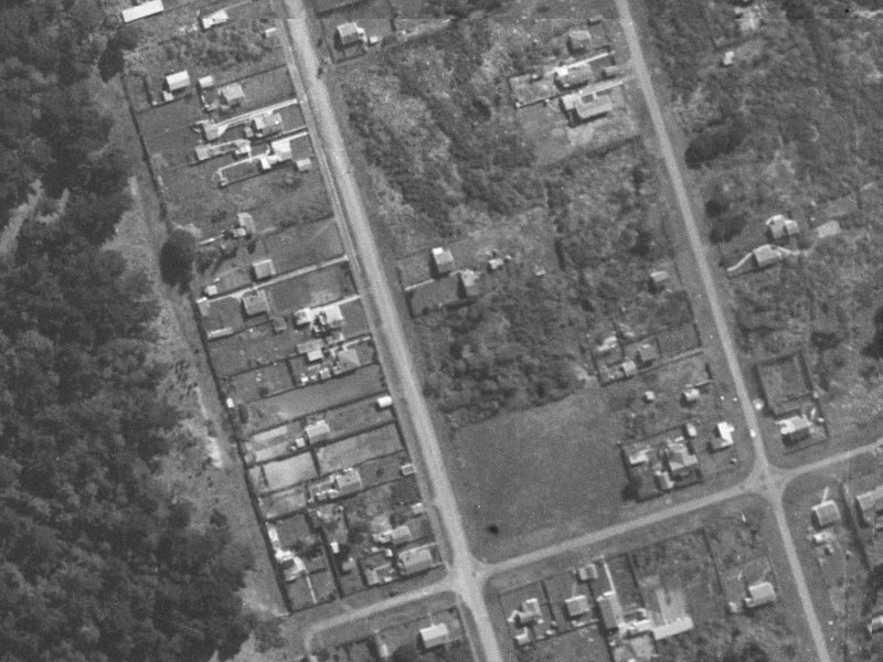 263 Estuary Road from the air, 1940-1944