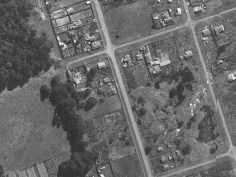 290 Estuary Road from the air, 1940-1944