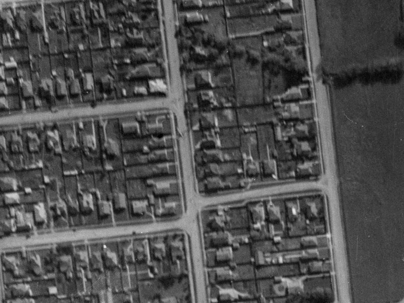 62 Picton Avenue from the air, 1940-1944