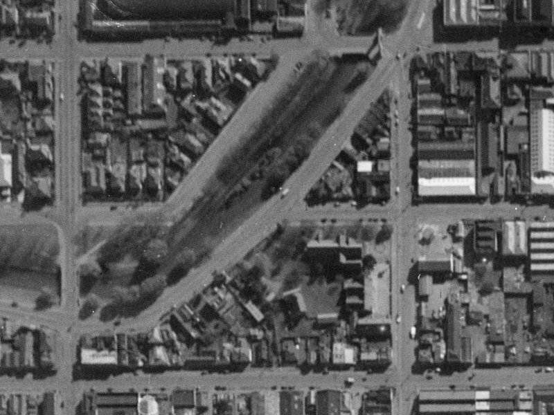 86 Oxford Terrace from the air, 1940-1944