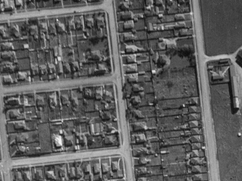 38 Picton Avenue from the air, 1940-1944