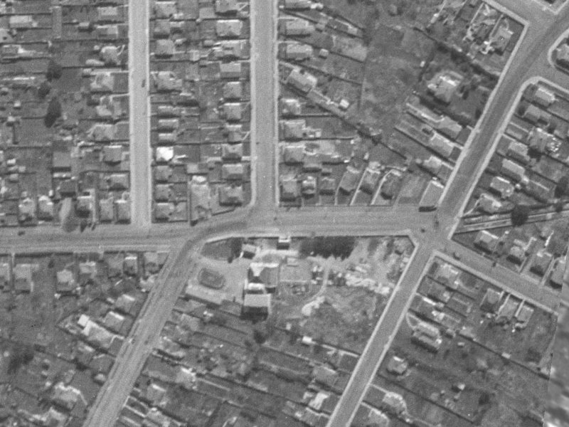 503-509 Tuam Street from the air, 1940-1944