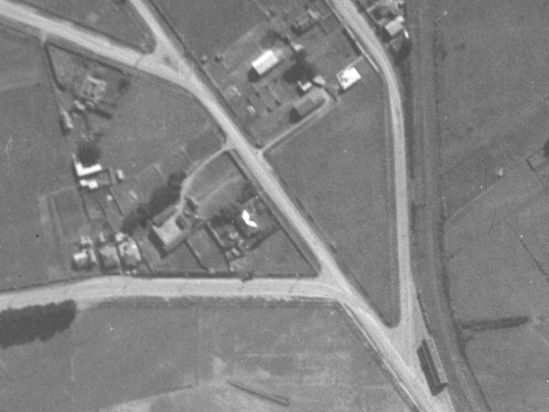 67 Racecourse Road from the air, 1940-1944