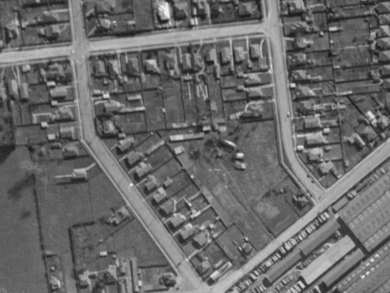 96 Clarence Street from the air, 1940-1944