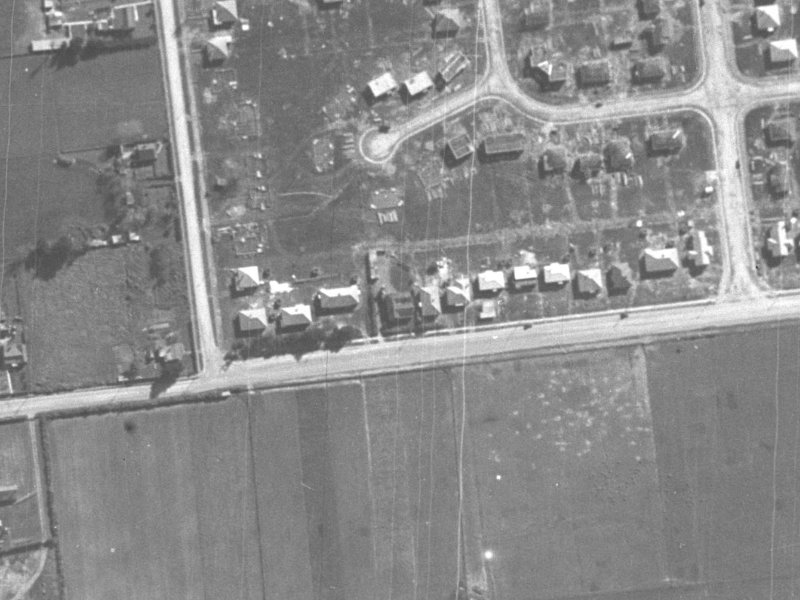 220 Slip from the air, 1940-1944