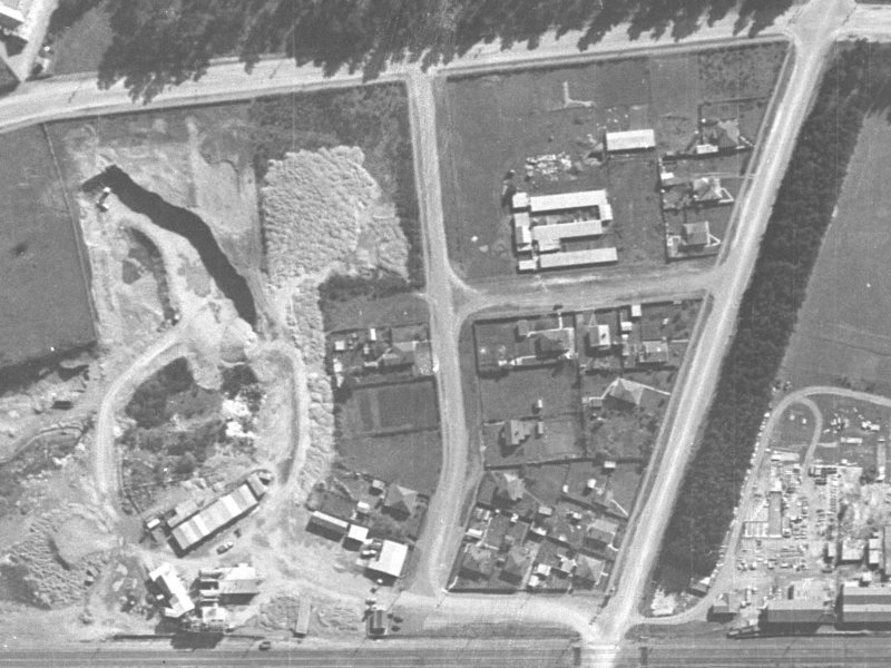 8–14 Smarts Road from the air, 1940-1944