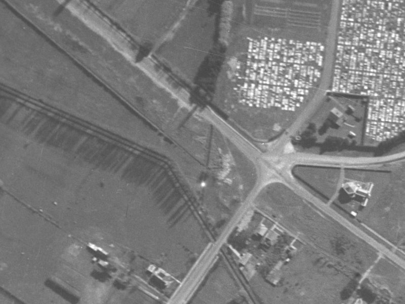 476–558 Linwood Avenue from the air, 1940-1944