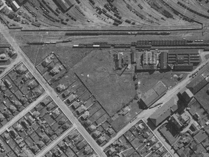 36 Clarence Street South from the air, 1940-1944
