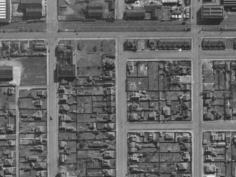 111 Orbell Street from the air, 1940-1944