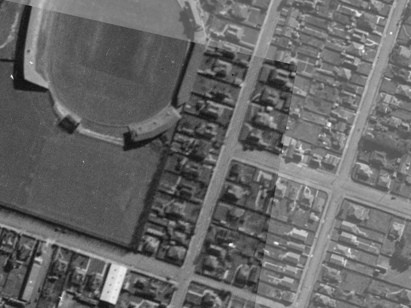 385–391 Wilsons Rd North from the air, 1940-1944