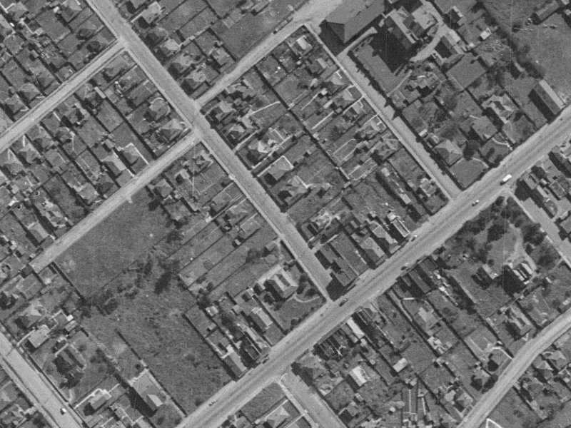 12 Clarence St South from the air, 1940-1944