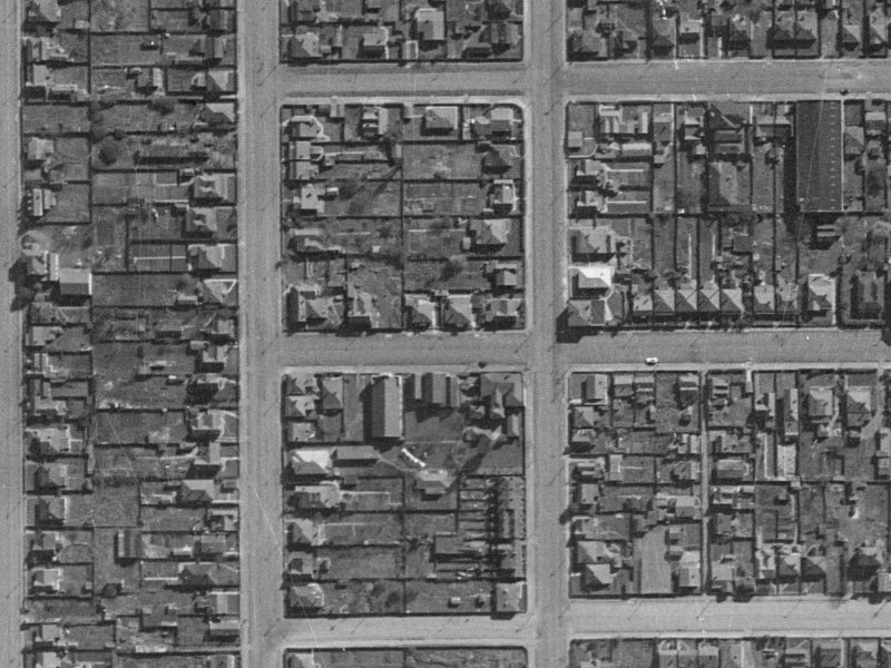 7 Battersea Street from the air, 1940-1944