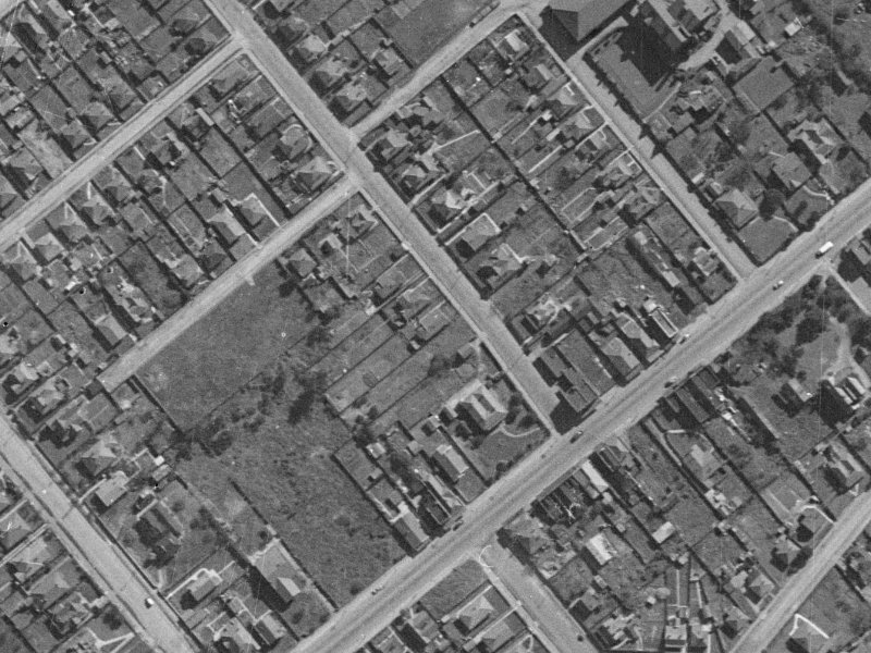 9 Clarence Street South from the air, 1940-1944