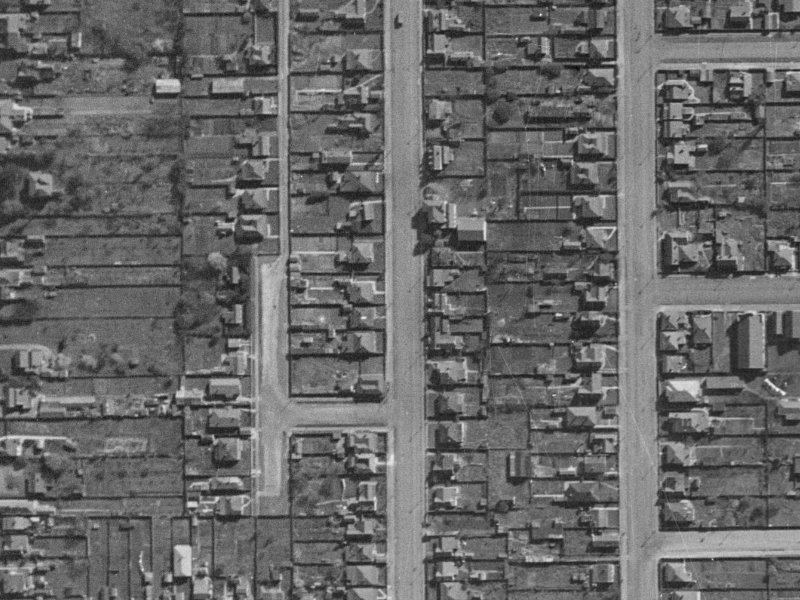 Montreal Street from the air, 1940-1944