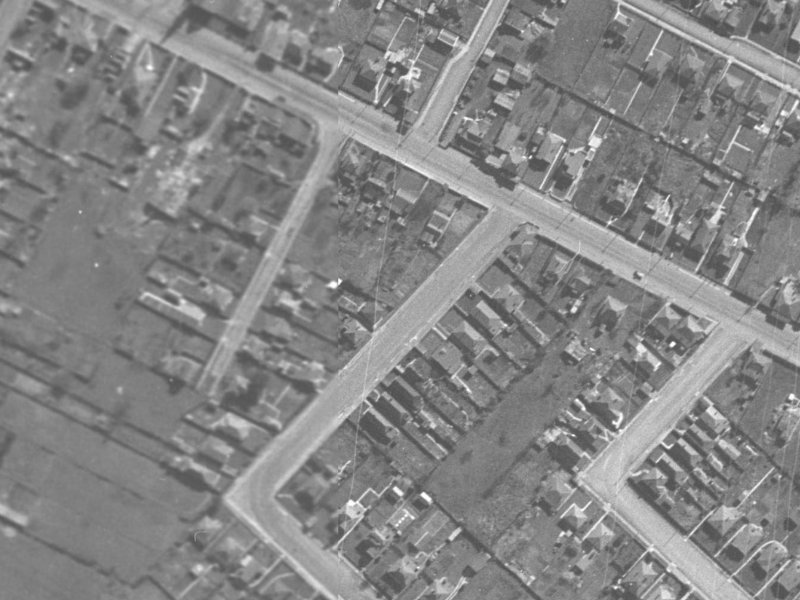 3-17 Manning Place from the air, 1940-1944