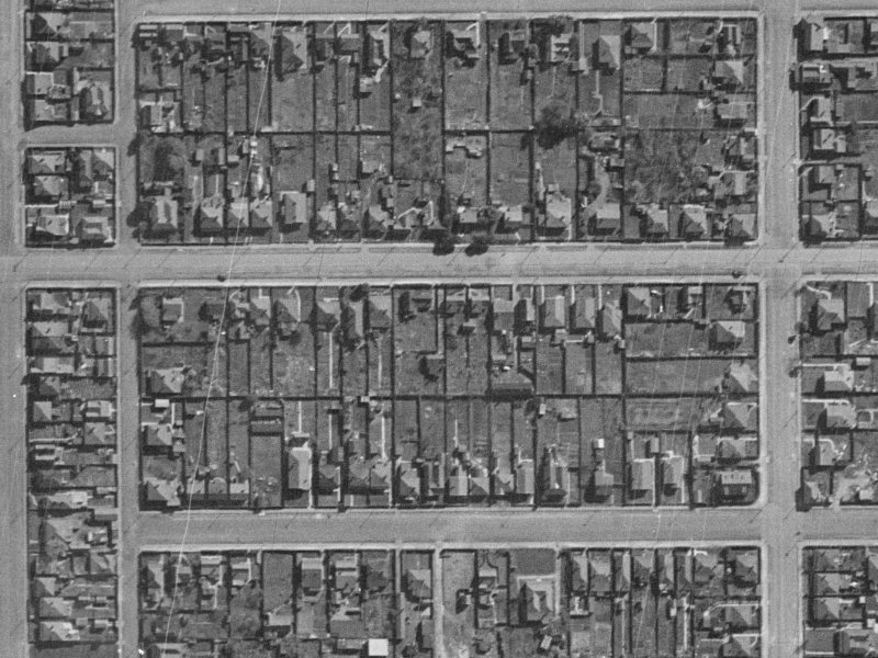 110 Wordsworth Street from the air, 1940-1944