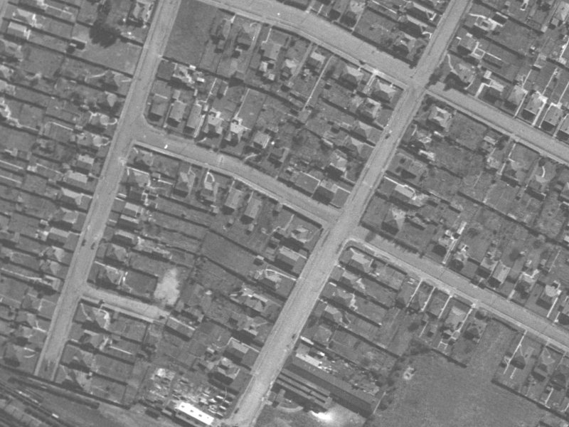 20 Laurence Street from the air, 1940-1944