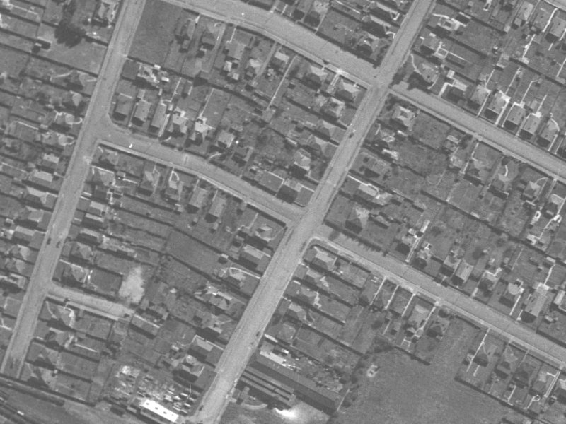 24 Laurence Street from the air, 1940-1944