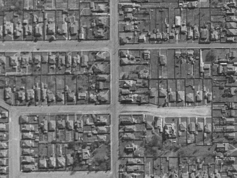 64 Antigua Street from the air, 1940-1944