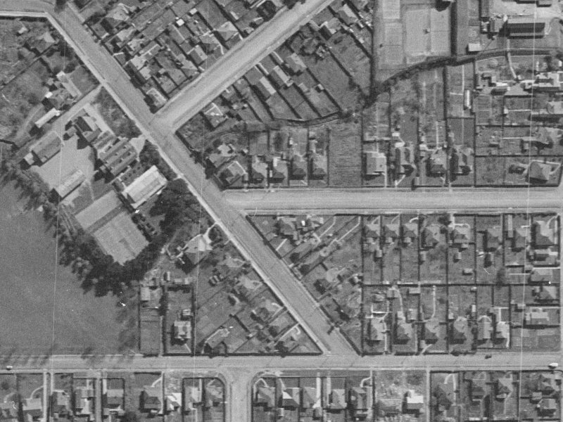 6 Macaulay Street from the air, 1940-1944