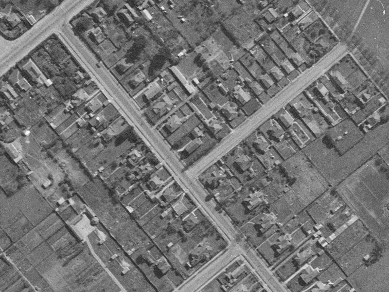 15 Taramea Place from the air, 1940-1944