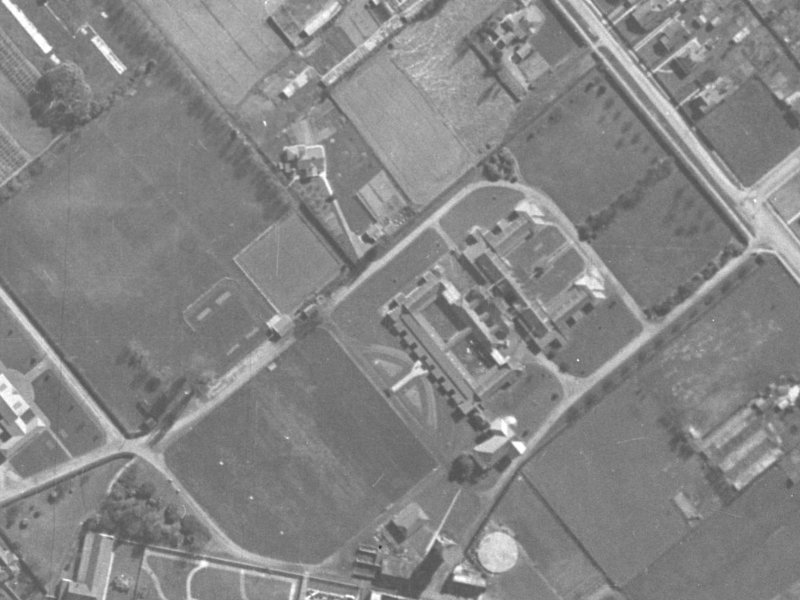 The Wickets from the air, 1940-1944