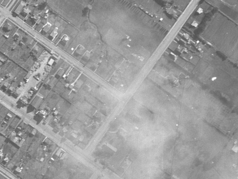 77 Glenroy Street from the air, 1940-1944