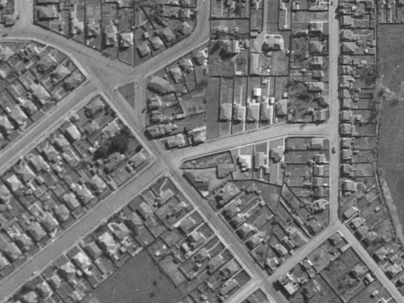 8 Deyell Crescent from the air, 1940-1944