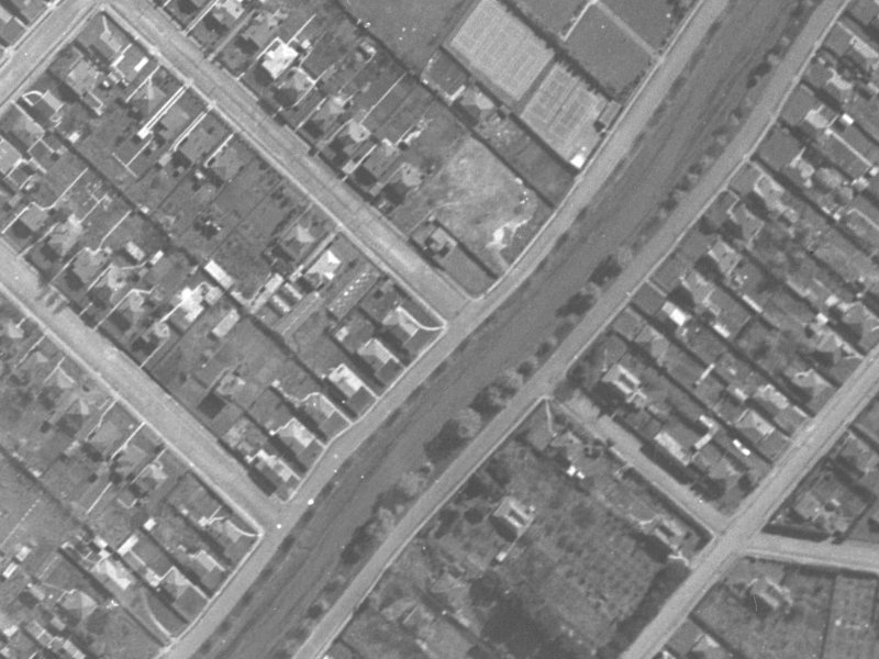 60 Richardson Terrace from the air, 1940-1944