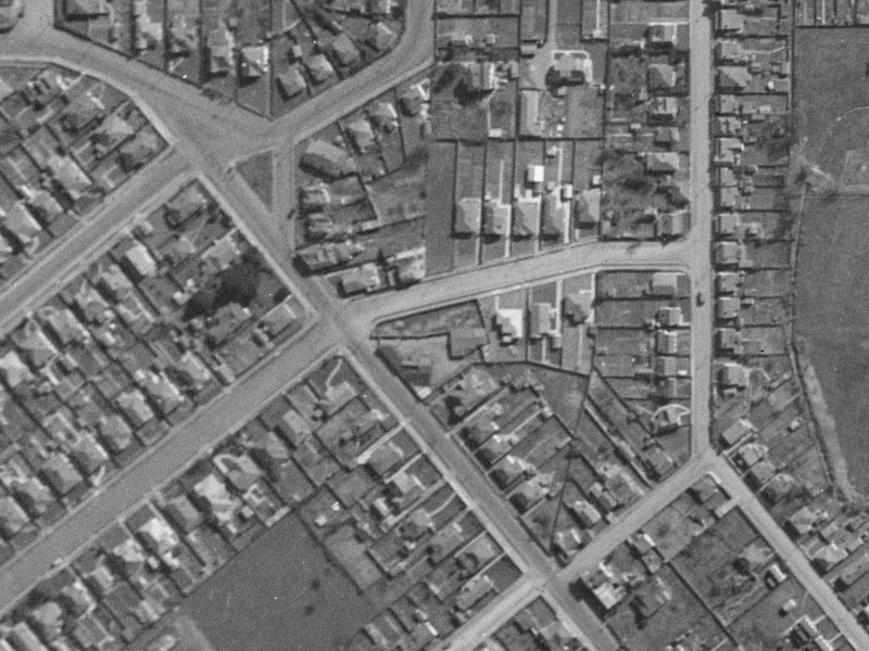 8 Deyell Crescent from the air, 1940-1944