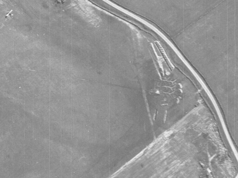 176–198 Kittyhawk Avenue from the air, 1940-1944