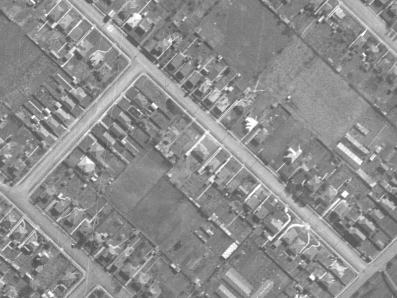 150 MacKenzie Avenue from the air, 1940-1944