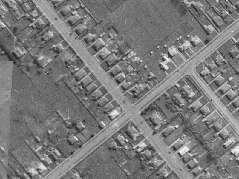336-330 Lyttelton Street from the air, 1940-1944