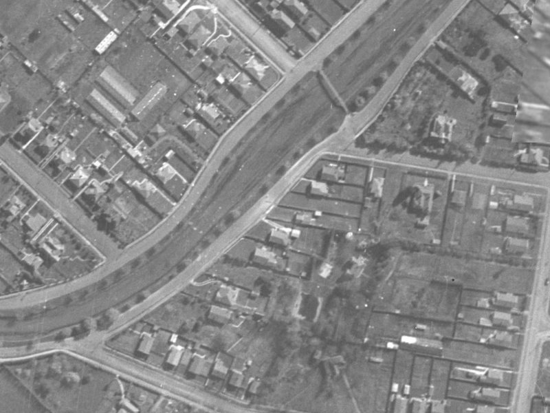 99 Clarendon Terrace from the air, 1940-1944