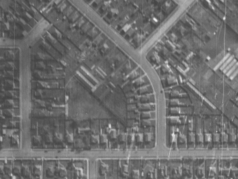 7 Redbridge Lane from the air, 1940-1944