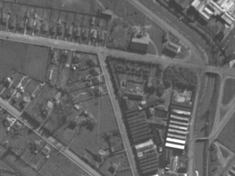 8-10 Tanner Street from the air, 1940-1944