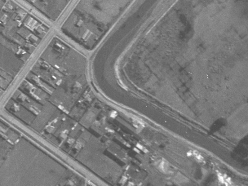 2/12 Long Street from the air, 1940-1944