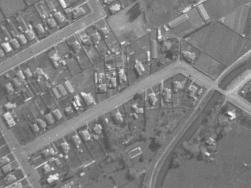 31 Beckford Road from the air, 1940-1944