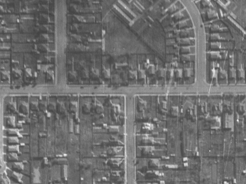 98-100 Tennyson Street from the air, 1940-1944