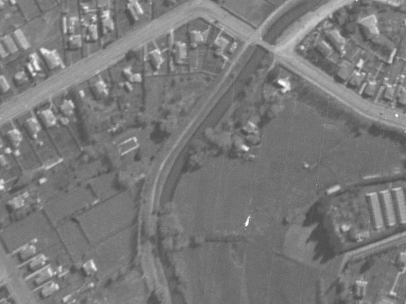 261 Fifield Terrace from the air, 1940-1944