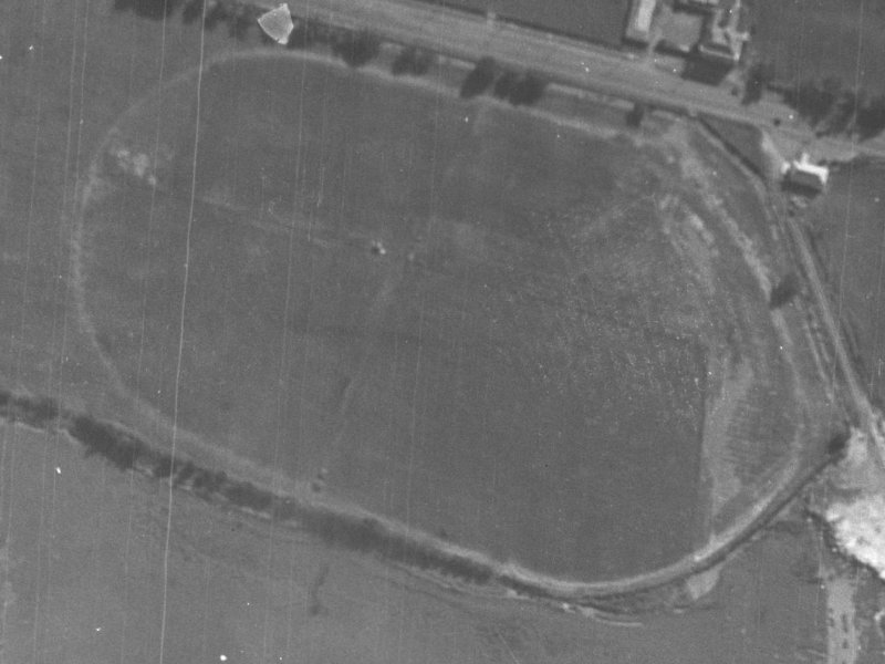 7 Settlers Crescent from the air, 1940-1944