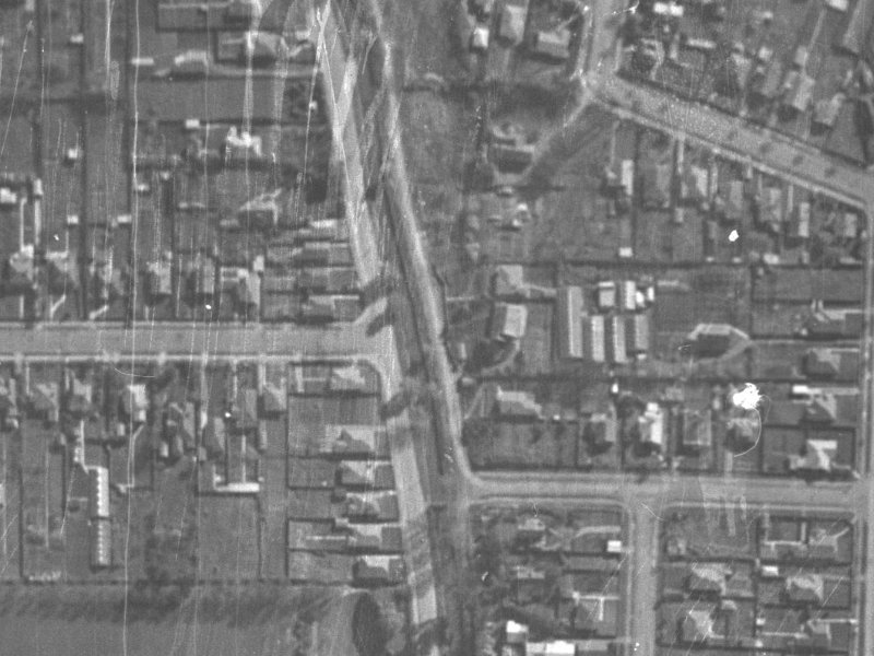 87 Palatine Terrace from the air, 1940-1944
