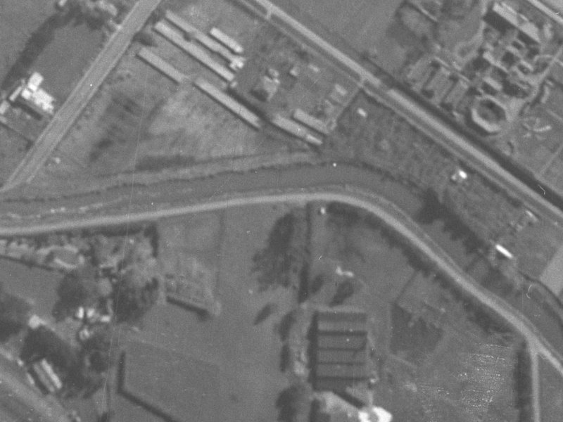 216 Cumnor Terrace from the air, 1940-1944