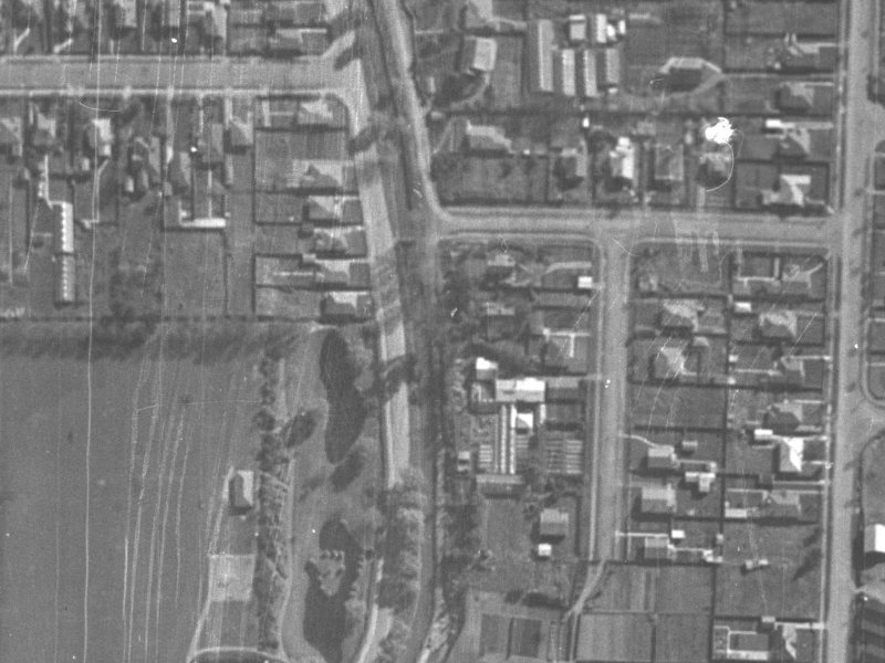 70–76 Palatine Terrace from the air, 1940-1944