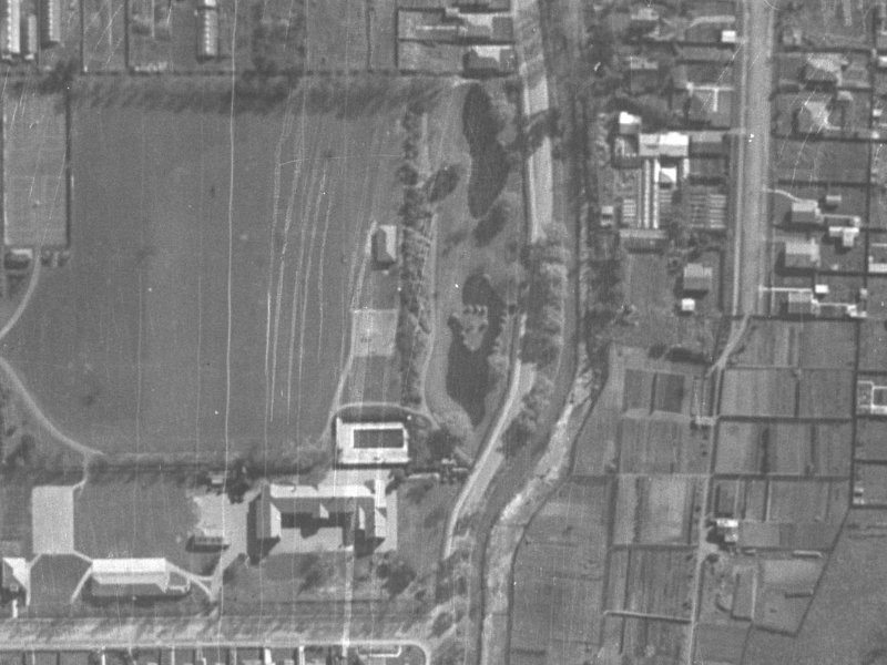 173–205 Eastern Terrace from the air, 1940-1944