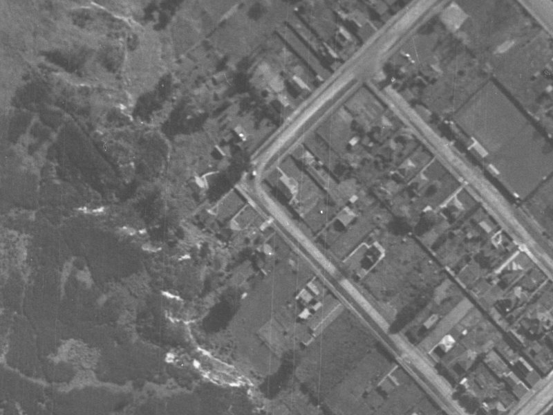 28 Taupata Street from the air, 1940-1944