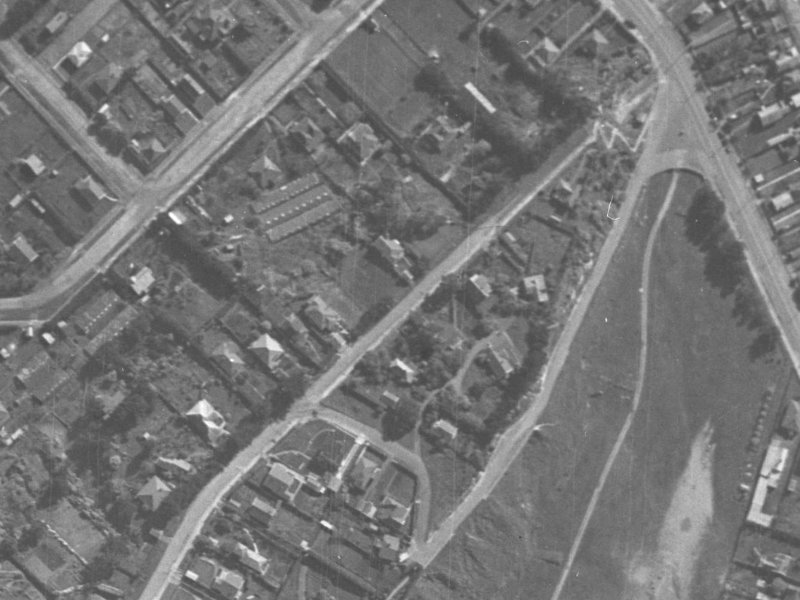28 Moncks Spur Road from the air, 1940-1944