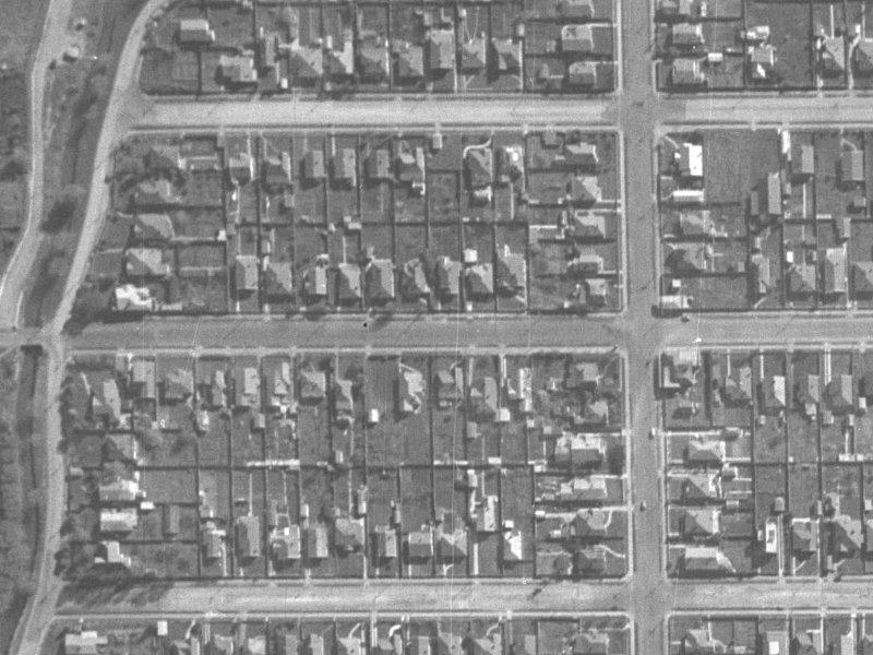 51 Malcolm Avenue from the air, 1940-1944