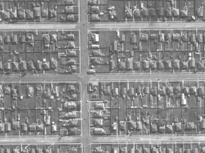 83B Malcolm Avenue from the air, 1940-1944